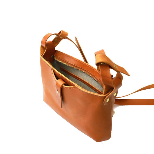 herbie latch shoulder bag | SLOW – スロウ 公式ECサイト | 革製の 