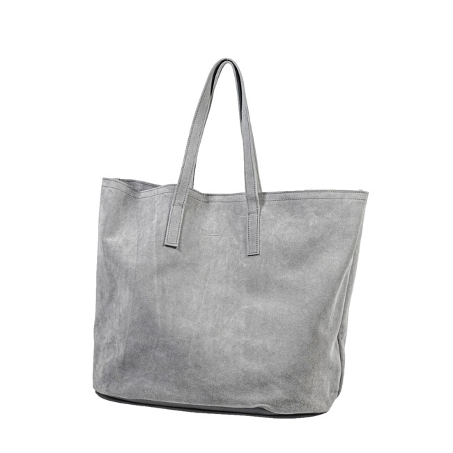 embossing tote bag M | SLOW – スロウ 公式ECサイト | 革製のバッグ