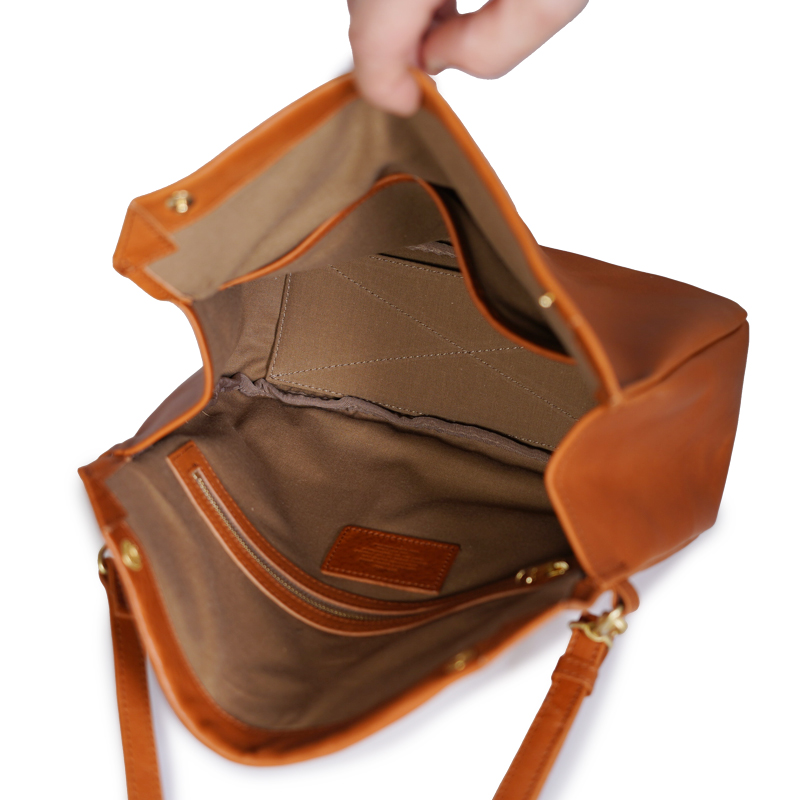 Bono - Gasmask Shoulder Bag - L