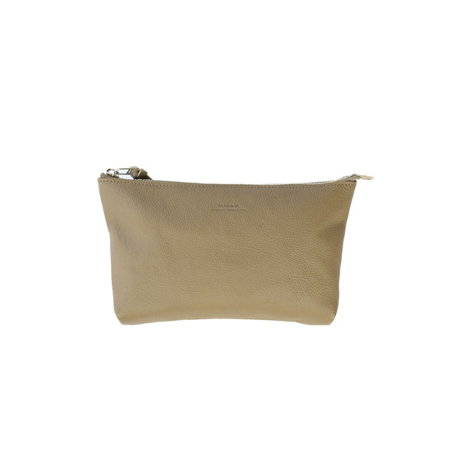 embossing pouch M | SLOW – スロウ 公式ECサイト | 革製のバッグ 