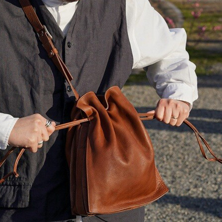Fino - Drawstring Shoulder Bag -