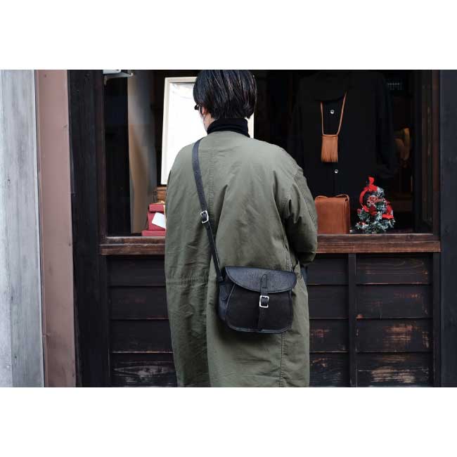 fino cartridge shoulder bag M | SLOW – スロウ 公式ECサイト | 革製 ...