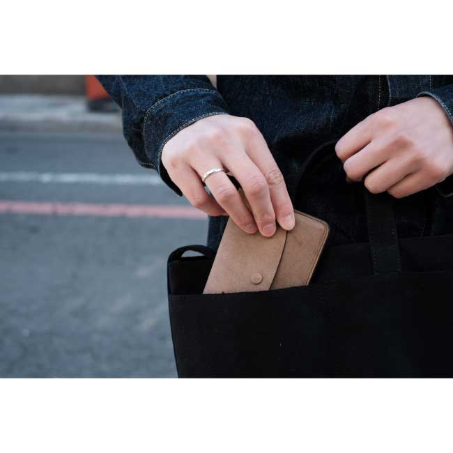 ingrasat short wallet | SLOW – スロウ 公式ECサイト | 革製のバッグ 