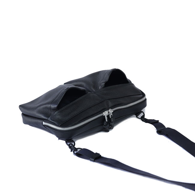 water proof -shoulder bag- | SLOW – スロウ 公式ECサイト | 革製の