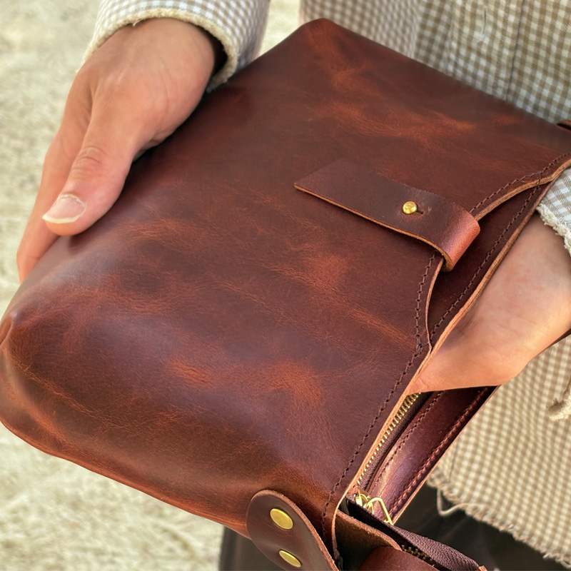 Herbie - Latch Shoulder Bag -