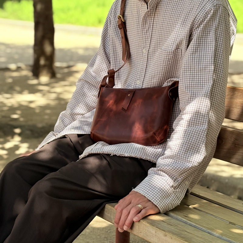 Herbie - Latch Shoulder Bag -