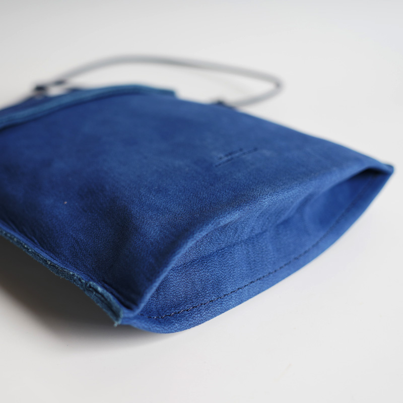 藍染め Deer Nubuck-Gasmask Shoulder Bag-
