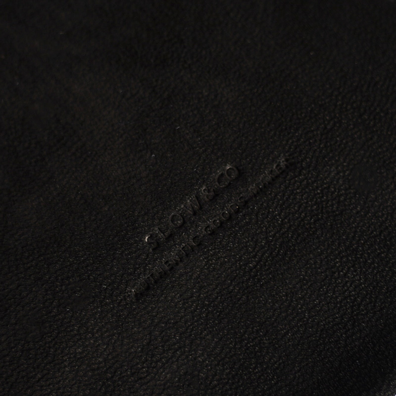 Deer Nubuck-Gasmask Shoulder Bag-