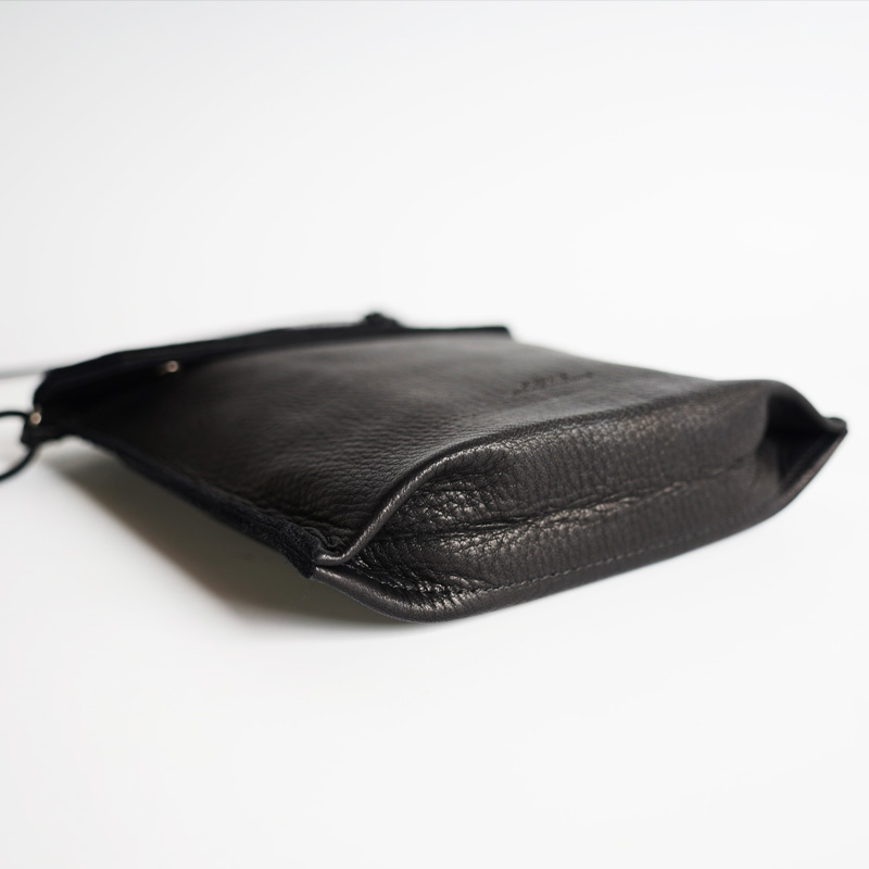 Deer-Gasmask Shoulder Bag-