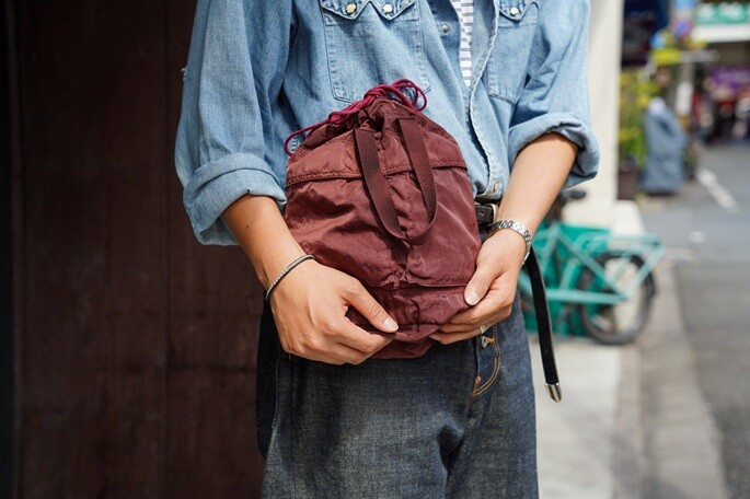 日本の挑戦が生み出した唯一無二の製品染め「dyed nylon シリーズ」