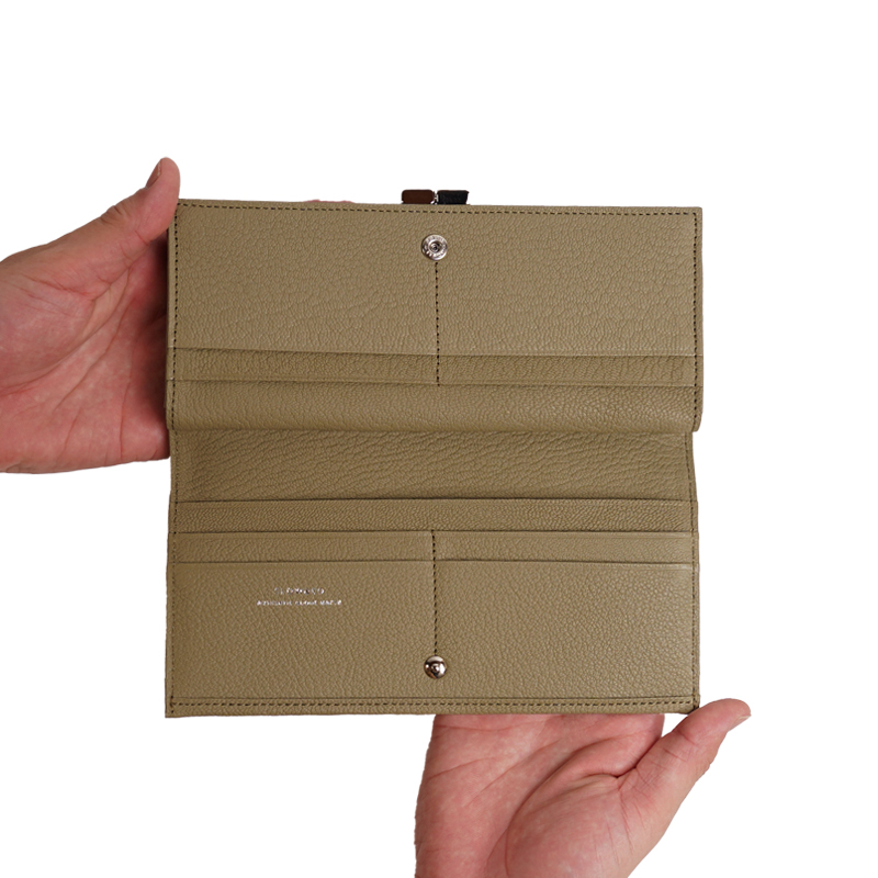 Goat-Clasp Long Wallet-