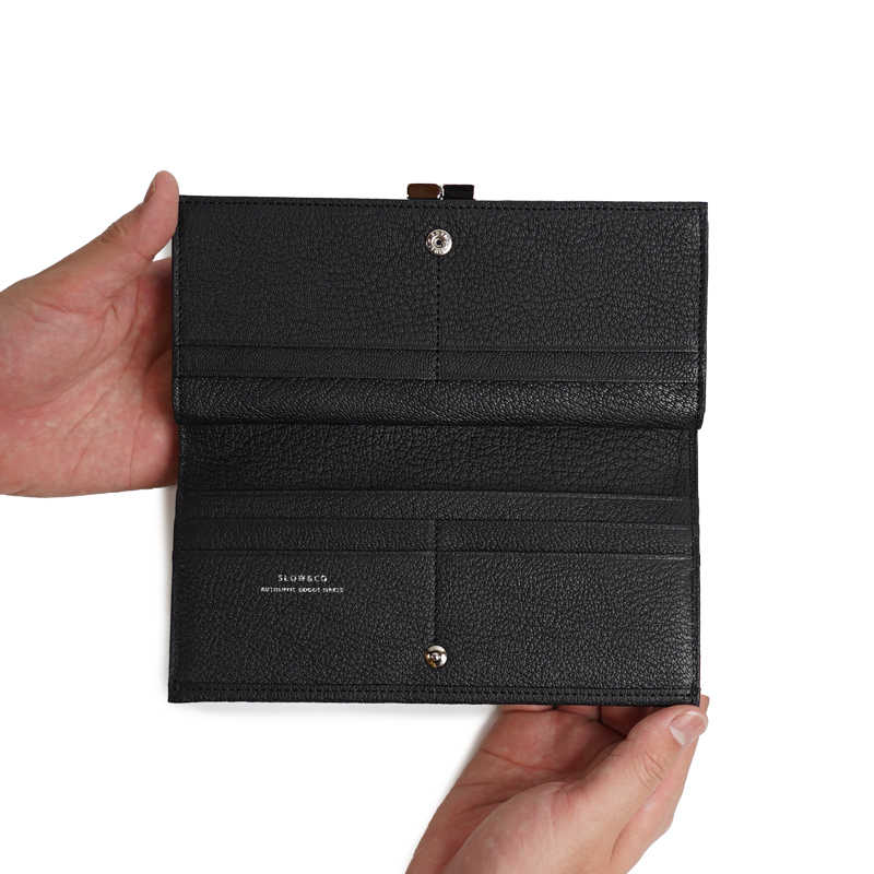 Goat-Clasp Long Wallet-