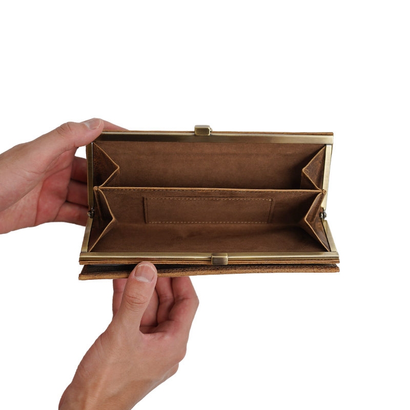 Kudu-Clasp Long Wallet-