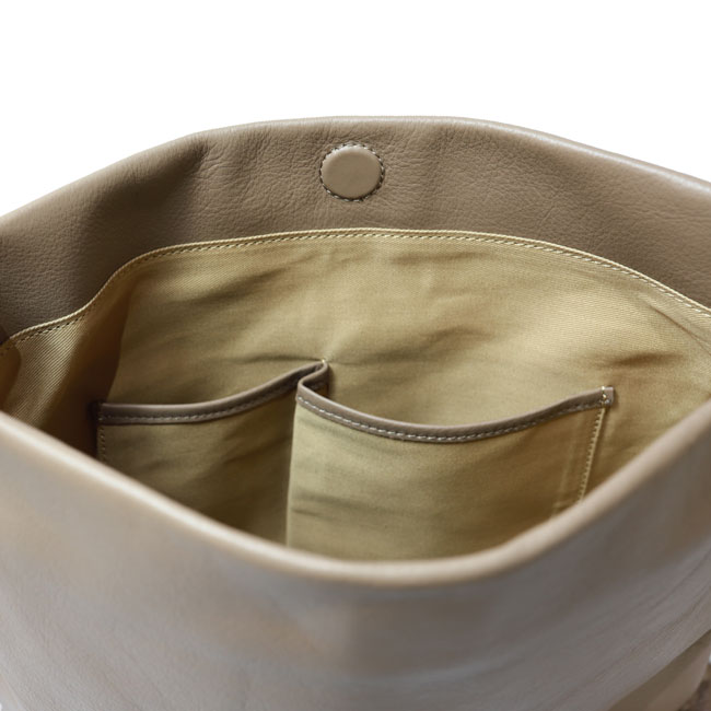 new sauvage -shoulder bag Msize- | SLOW – スロウ 公式ECサイト | 革製のバッグ、財布 等の製造販売