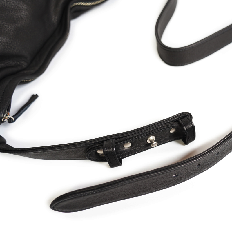 Deer - Shoulder Bag - M