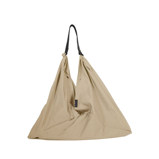 span nylon wrap bag S | SLOW – スロウ 公式ECサイト | 革製のバッグ 