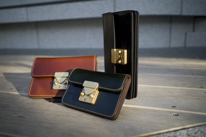 SLOW – スロウ 公式ECサイト | 革製のバッグ、財布 等の製造販売